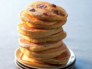 photo-recette-pancakes_banane_rhum_raisins.jpg